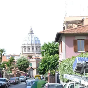 M&c San Pietro Basement House Appartamento Roma
